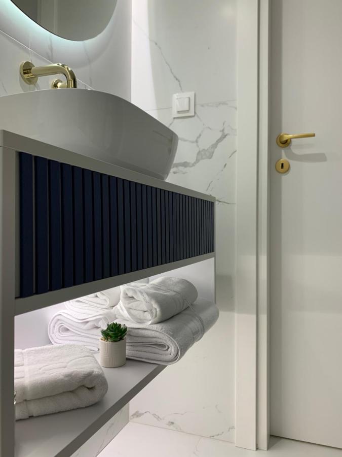Ferienwohnung Luxury Saphir Gold Mamaia Nord Exterior foto